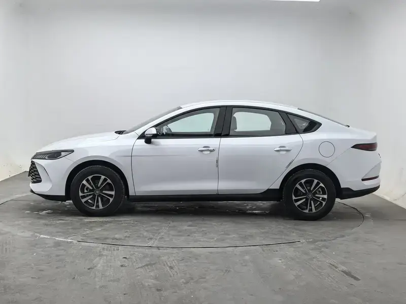 2026 BYD Qin Plus с пробегом 11 500 км