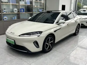 BYD Seal 07