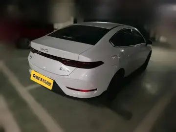 2025 BYD Qin Plus с пробегом 76 800 км