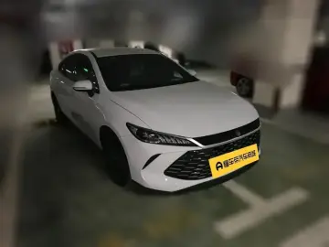 2025 BYD Qin Plus с пробегом 76 800 км