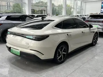 2026 BYD Seal 07 с пробегом 18 500 км