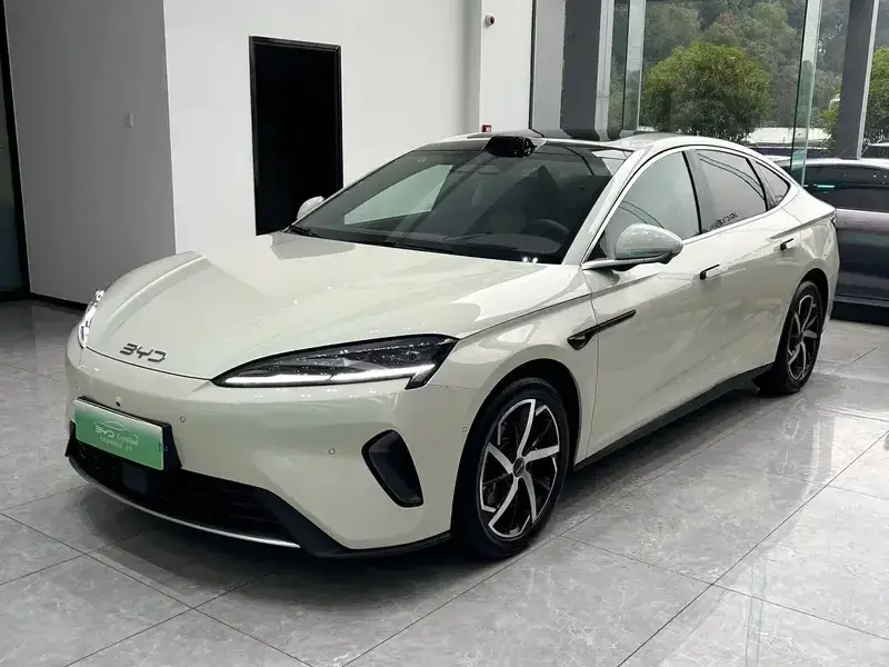 2026 BYD Seal 07 с пробегом 5 200 км