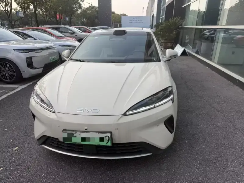 2026 BYD Seal 07 с пробегом 6 300 км