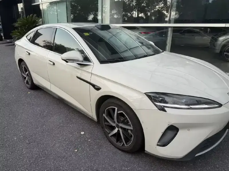 2026 BYD Seal 07 с пробегом 6 300 км