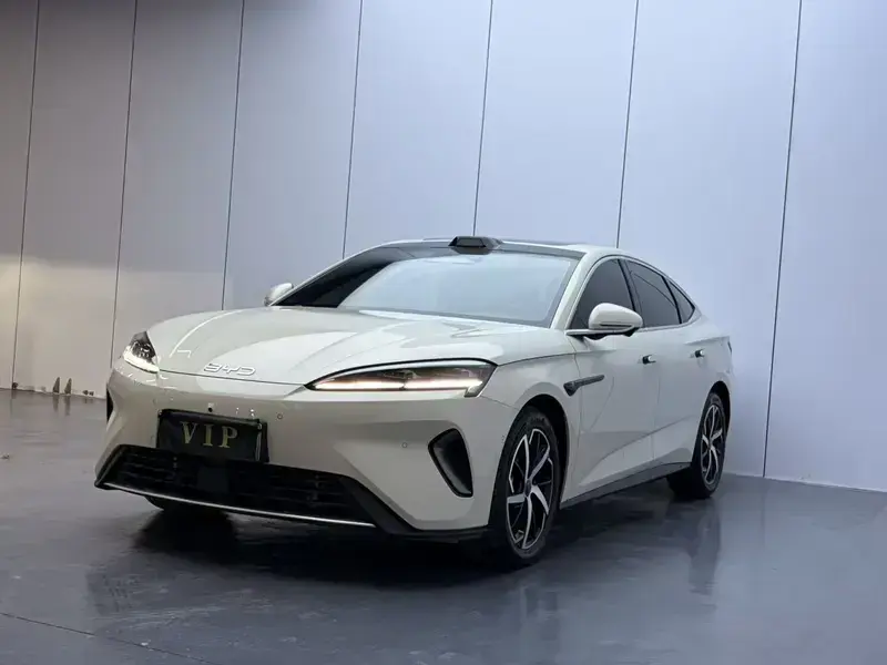 2026 BYD Seal 07 с пробегом 9 000 км