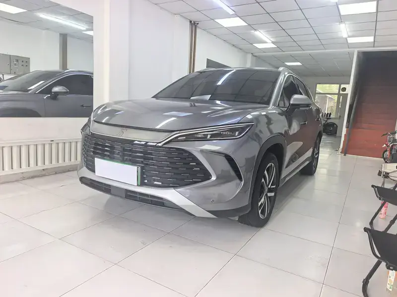 2024 BYD Song L с пробегом 20 100 км