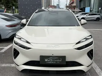 2025 BYD Sea Lion 06 с пробегом 3 000 км
