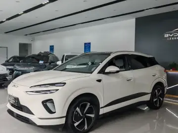 2025 BYD Sea Lion 06 с пробегом 8 000 км