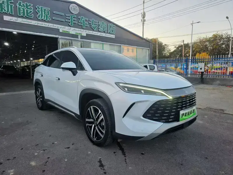 2024 BYD Song L с пробегом 38 000 км