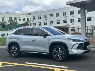 2024 BYD Song L с пробегом 29 000 км