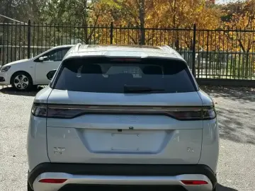 2024 BYD Song L с пробегом 26 000 км