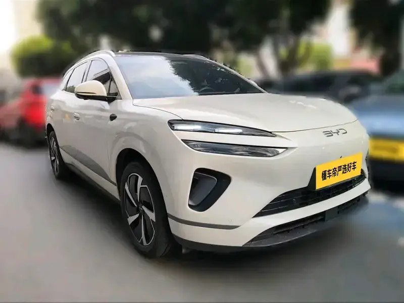 2025 BYD Sea Lion 06 с пробегом 8 500 км