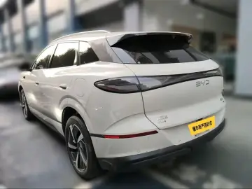 2025 BYD Sea Lion 06 с пробегом 8 500 км