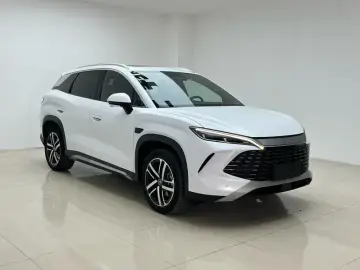 2026 BYD Song L с пробегом 400 км