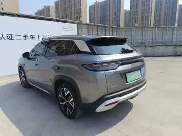 2025 BYD Song L с пробегом 3 100 км