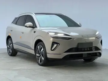 2025 BYD Sea Lion 06 с пробегом 15 000 км