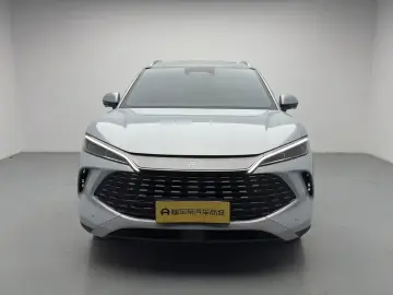 2025 BYD Song L с пробегом 23 800 км