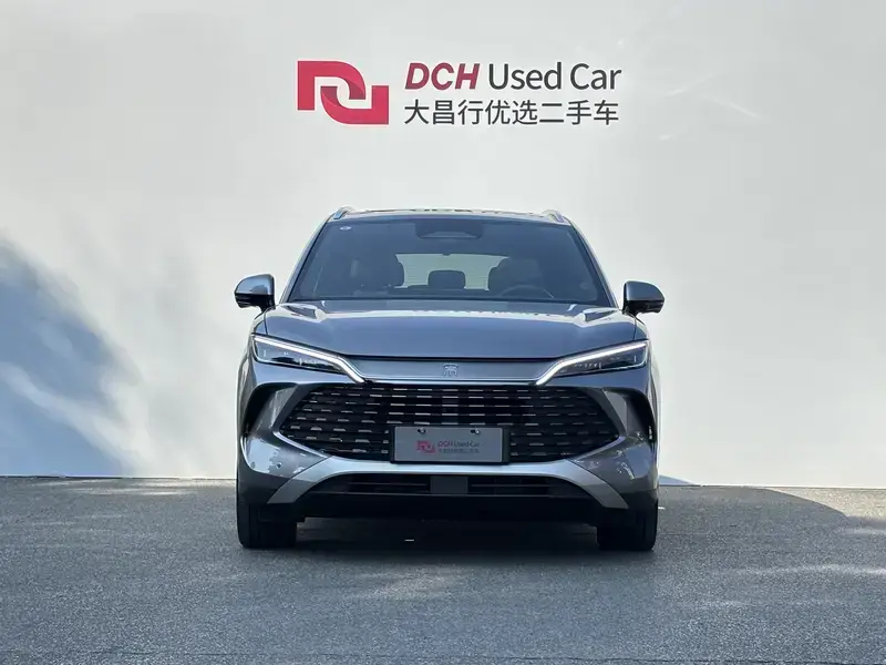 2025 BYD Song L с пробегом 4 000 км