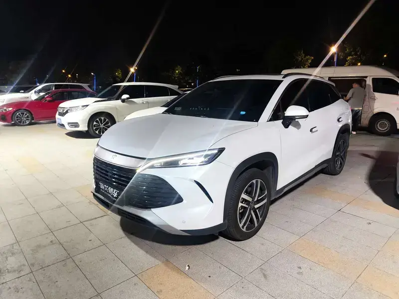 2024 BYD Song L с пробегом 69 000 км