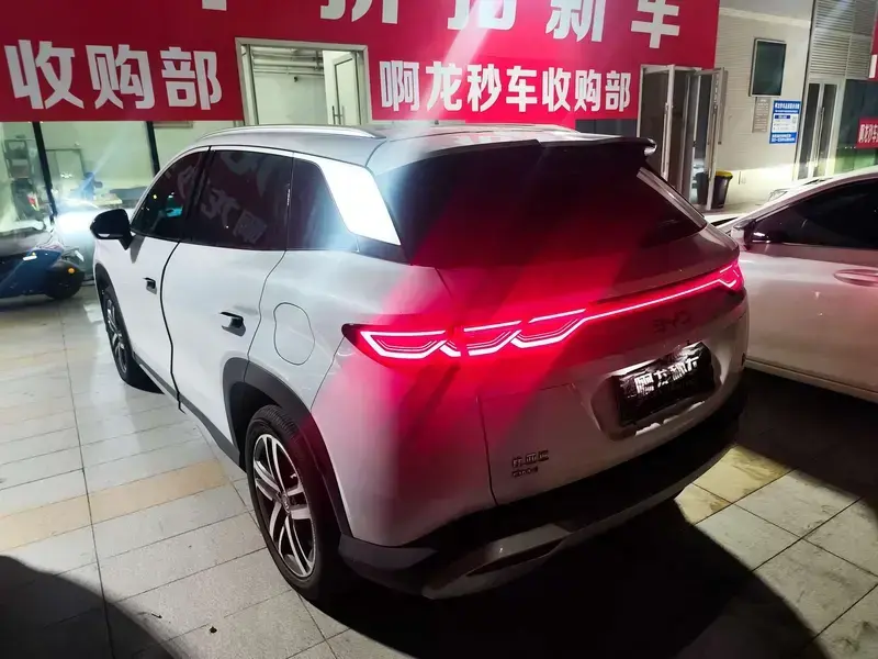2024 BYD Song L с пробегом 69 000 км