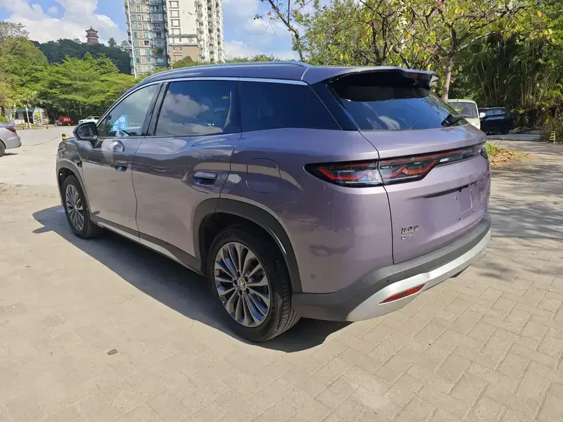 2026 BYD Song Ultra с пробегом 7 000 км