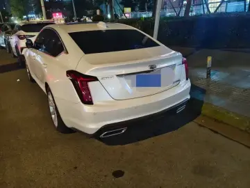 2024 Cadillac CT5 с пробегом 25 000 км