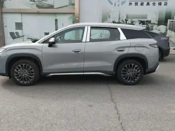 2026 BYD Song Ultra с пробегом 300 км