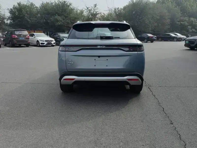 2026 BYD Song Ultra с пробегом 300 км