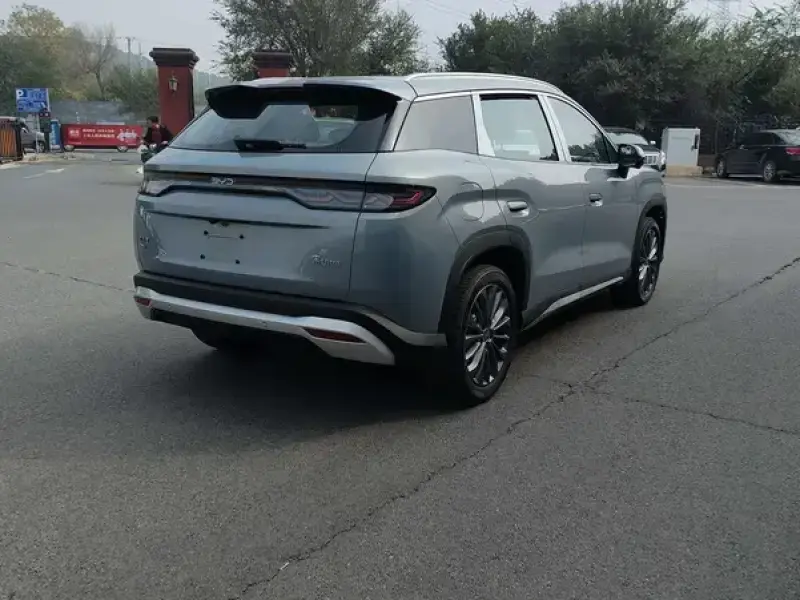 2026 BYD Song Ultra с пробегом 300 км