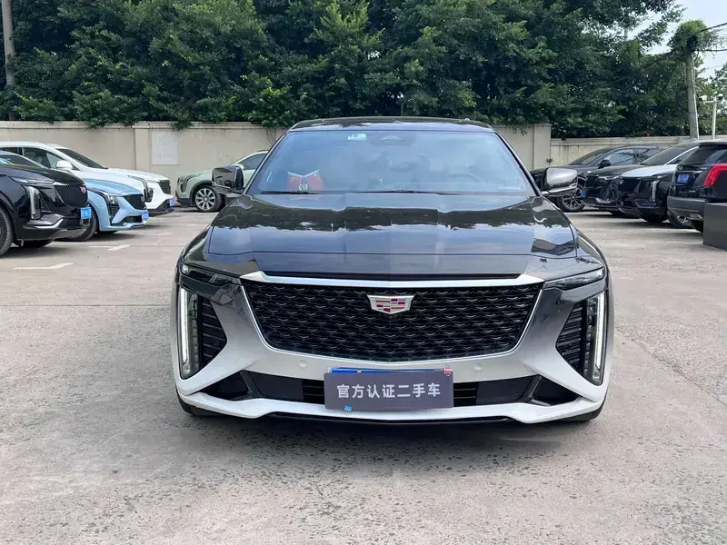 2023 Cadillac CT6 с пробегом 30 300 км