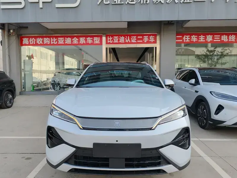 2026 BYD Song Ultra с пробегом 1 600 км
