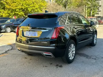 2022 Cadillac XT5 с пробегом 21 000 км