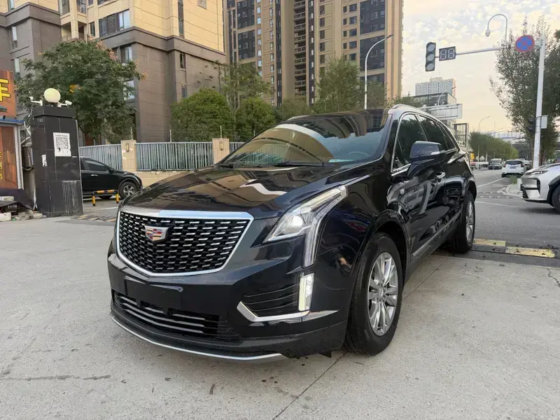2021 Cadillac XT5 с пробегом 90 000 км
