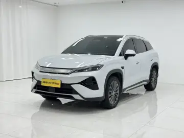 2026 BYD Song Ultra с пробегом 3 300 км