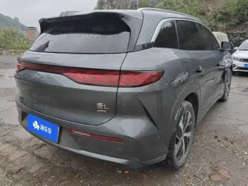 2025 BYD Tang L с пробегом 14 000 км