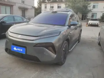 BYD Tang L