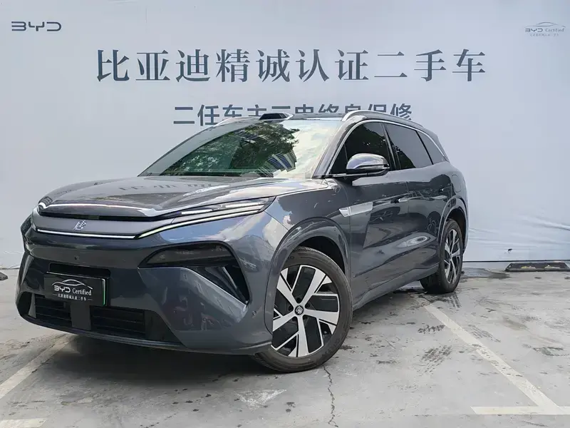 2025 BYD Tang L с пробегом 11 000 км
