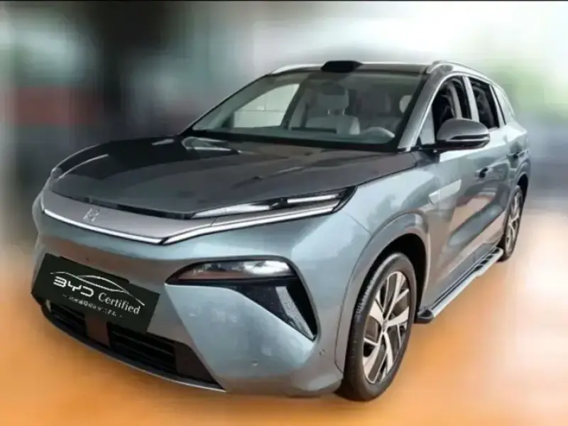2025 BYD Tang L с пробегом 14 200 км