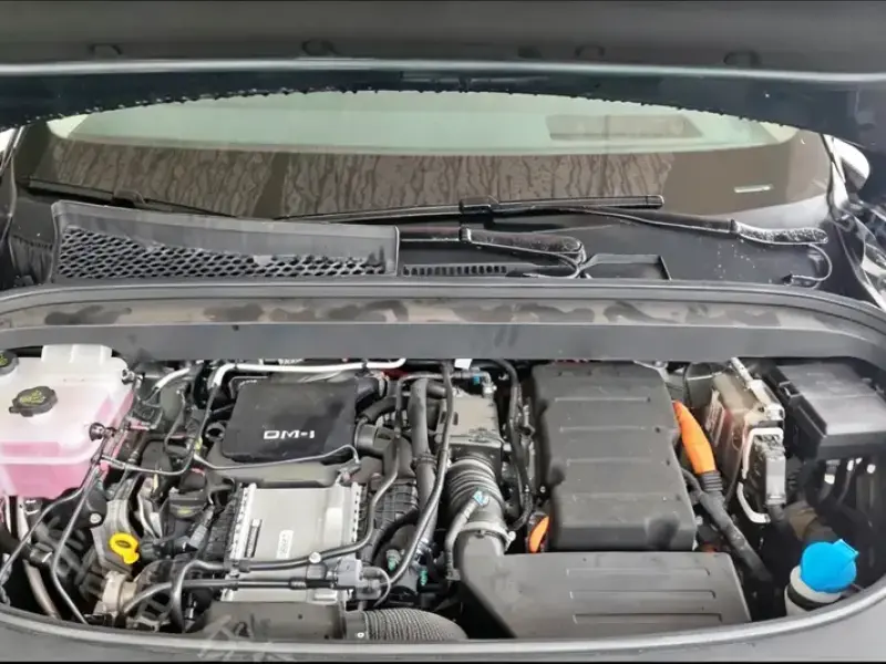 2025 BYD Tang L с пробегом 14 200 км