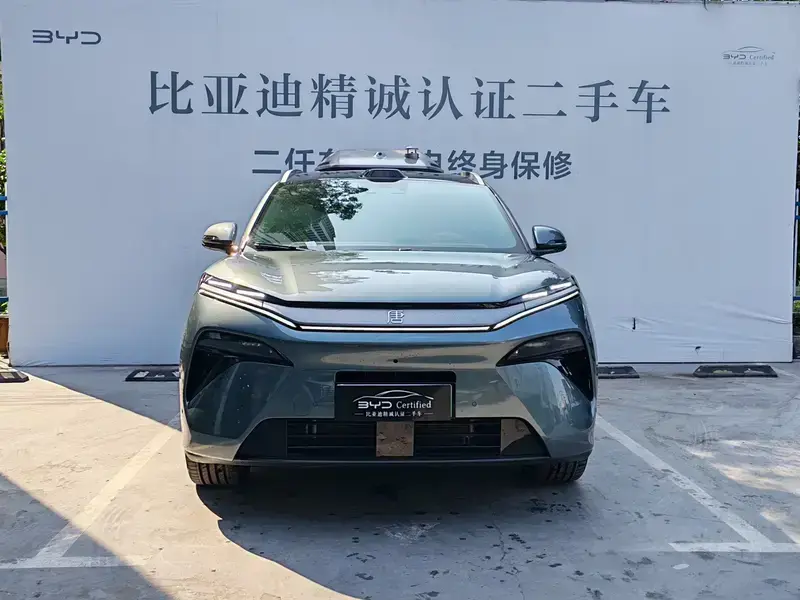 2025 BYD Tang L с пробегом 16 800 км