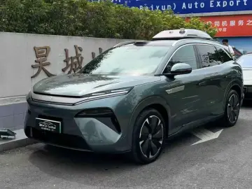 BYD Tang L