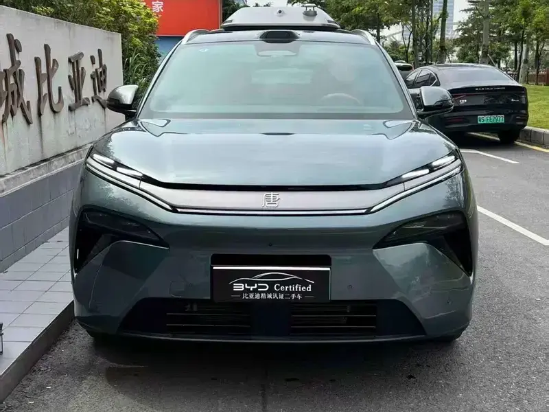 2025 BYD Tang L с пробегом 10 000 км