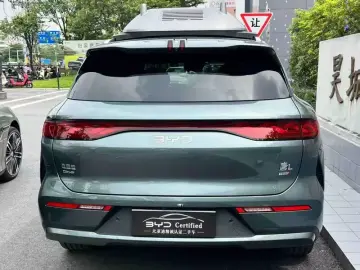 2025 BYD Tang L с пробегом 10 000 км