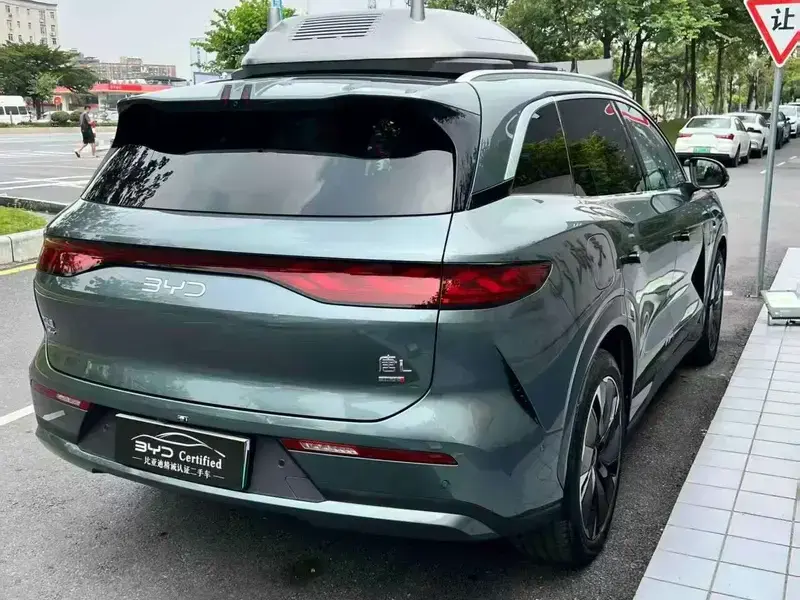 2025 BYD Tang L с пробегом 10 000 км