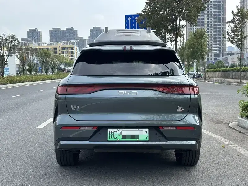 2025 BYD Tang L с пробегом 14 000 км