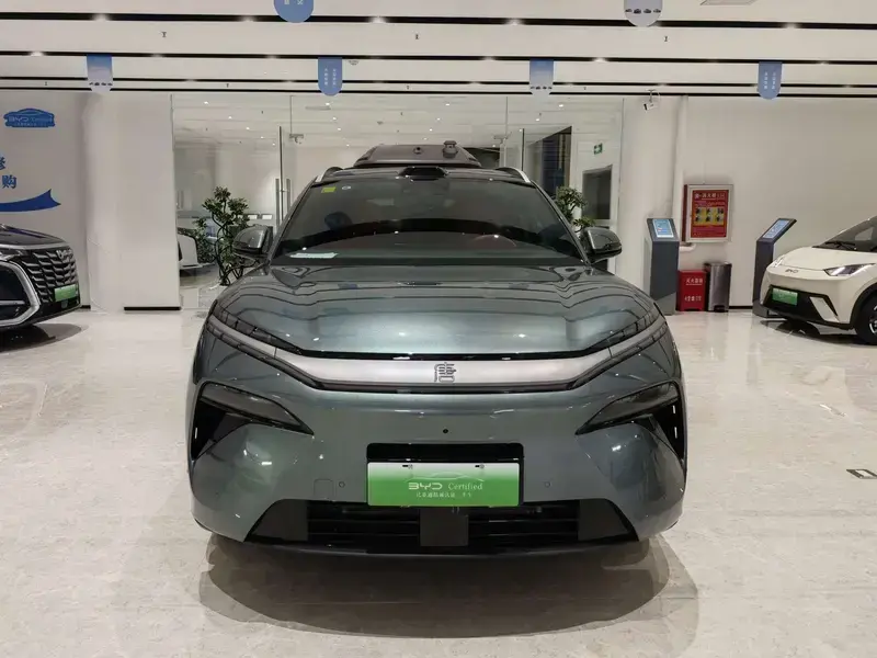 2025 BYD Tang L с пробегом 9 000 км
