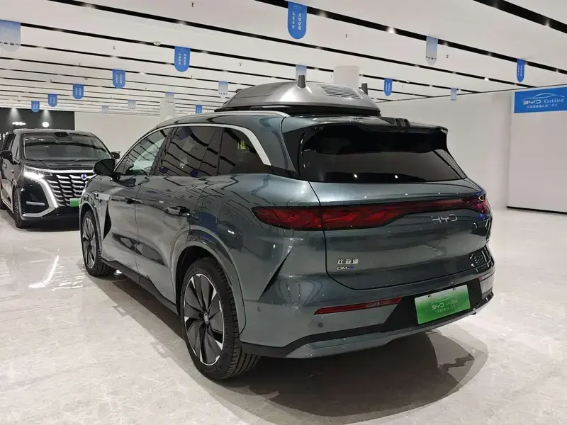 2025 BYD Tang L с пробегом 9 000 км