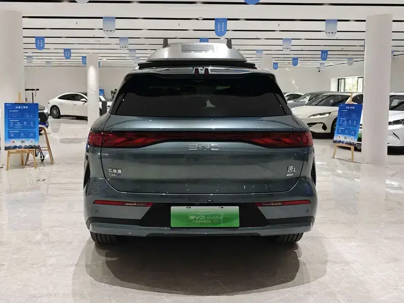 2025 BYD Tang L с пробегом 9 000 км