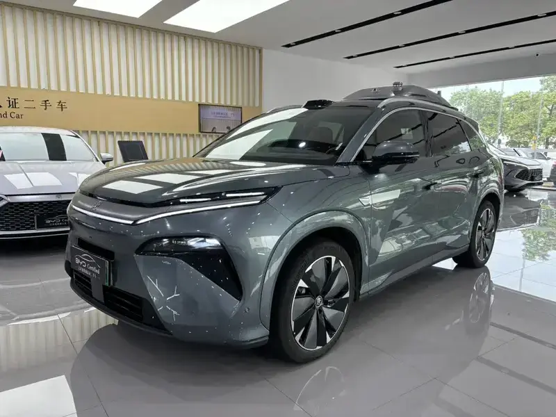 2025 BYD Tang L с пробегом 6 300 км