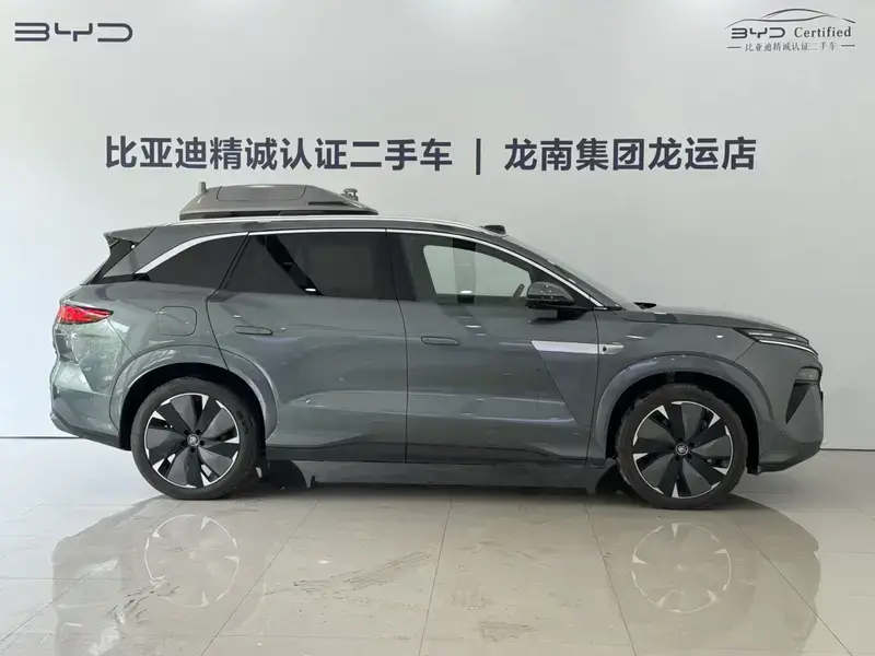 2025 BYD Tang L с пробегом 10 000 км